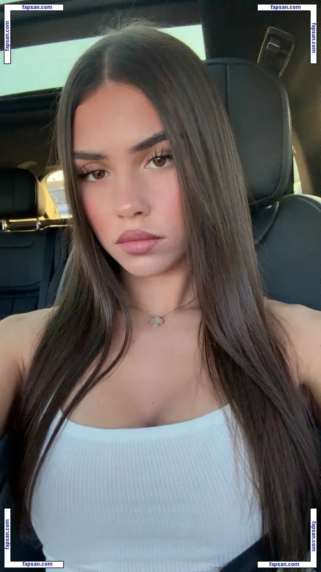 Leah Halton nude photo #0415 from OnlyFans