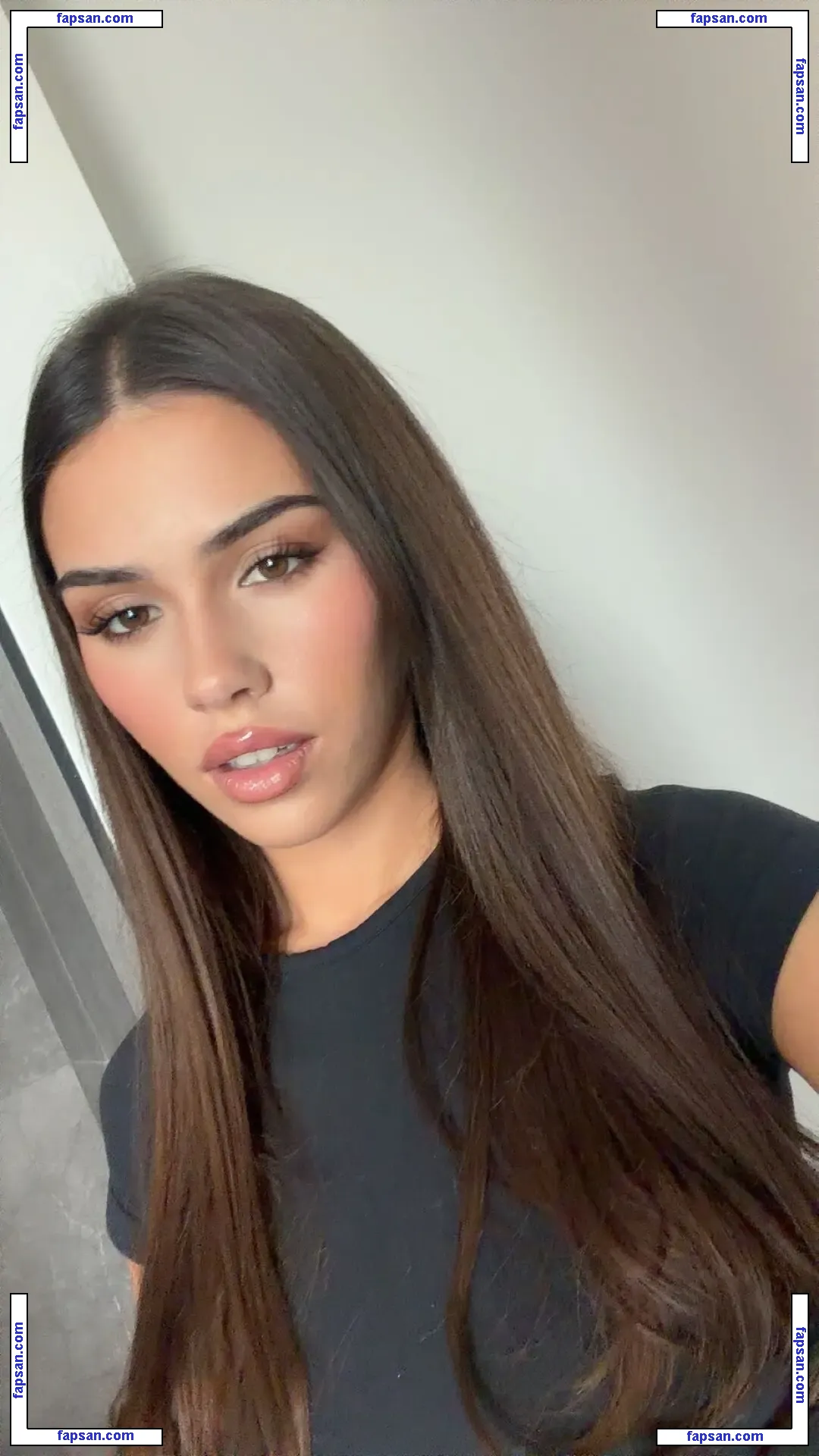 Leah Halton голая фото #0467 с Онлифанс