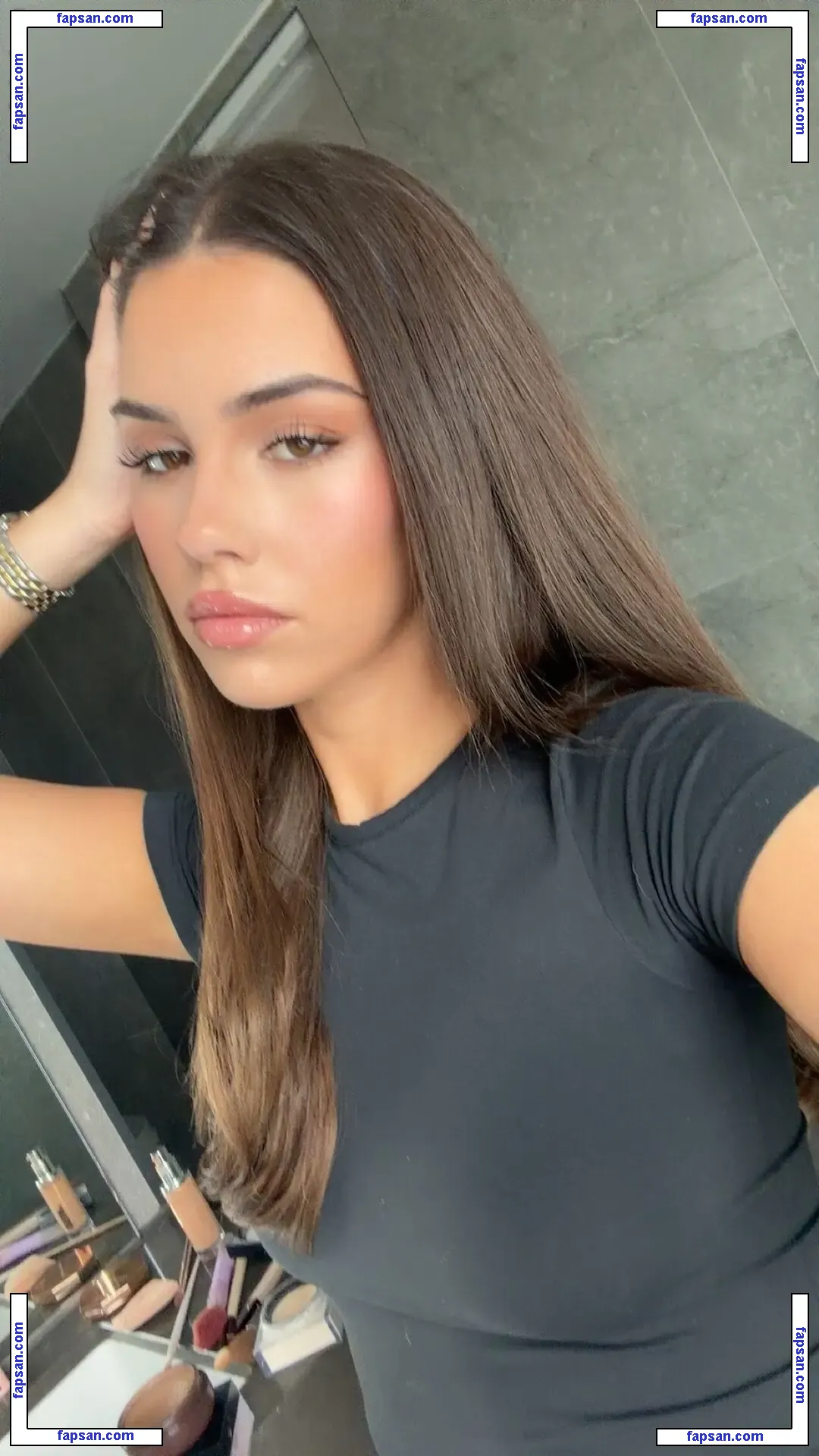 Leah Halton голая фото #0474 с Онлифанс