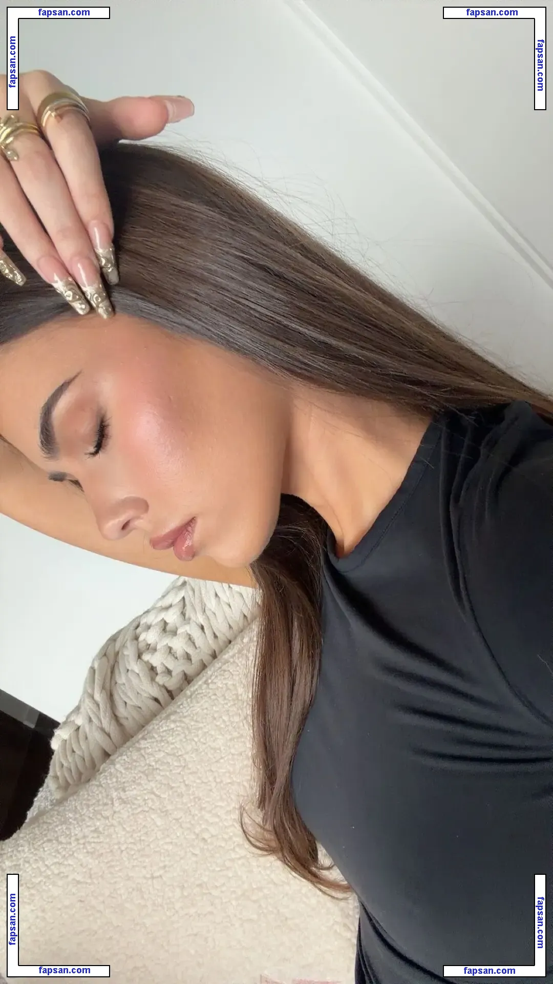 Leah Halton голая фото #0476 с Онлифанс