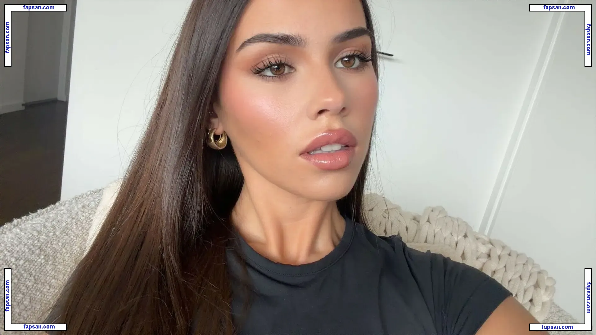 Leah Halton nude photo #0488 from OnlyFans