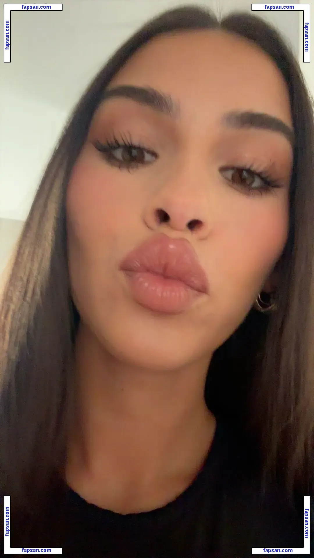 Leah Halton nude photo #0500 from OnlyFans