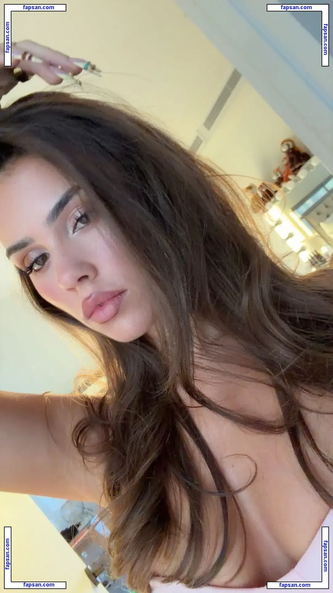 Leah Halton голая фото #0537 с Онлифанс