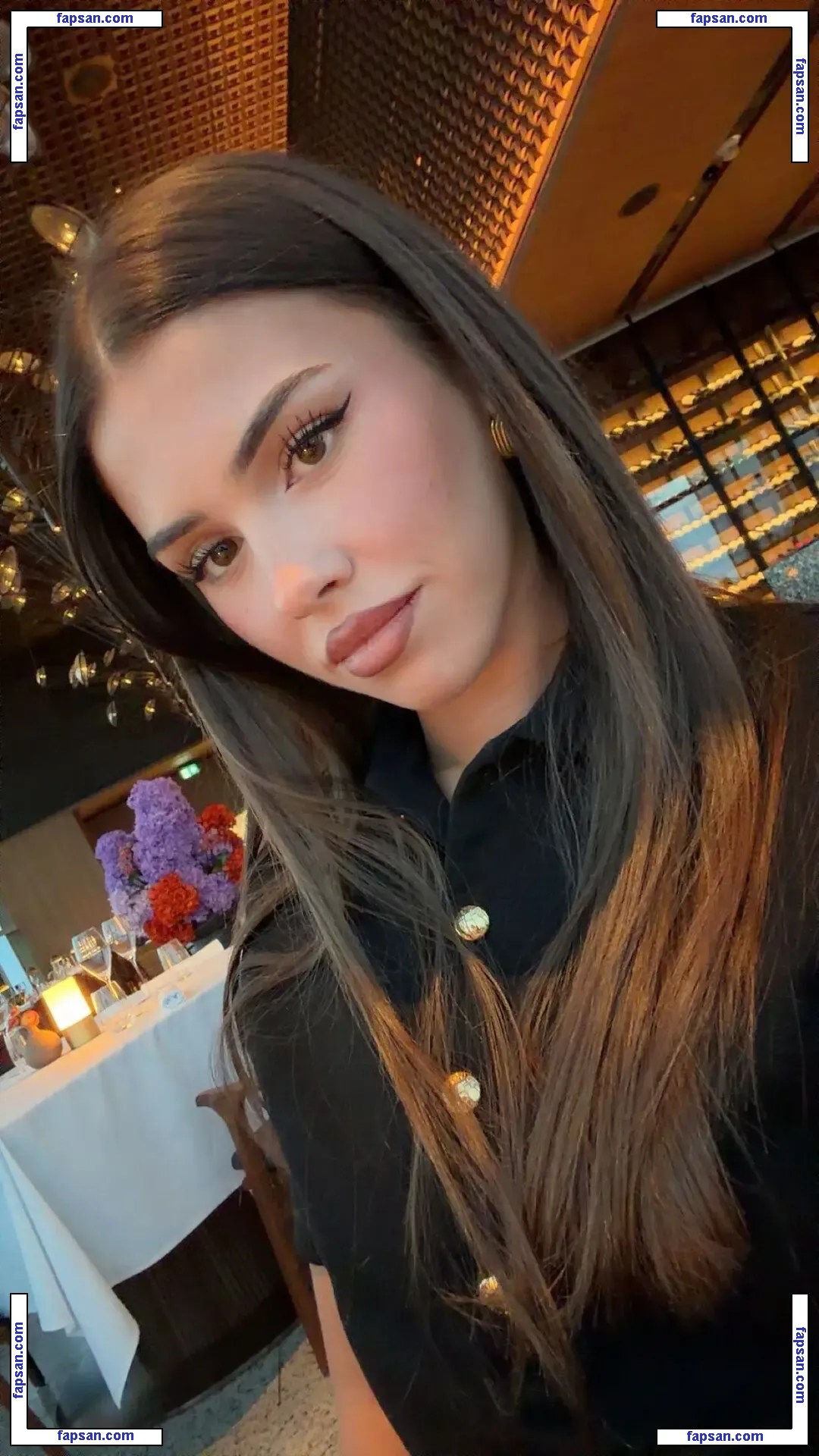 Leah Halton nude photo #0557 from OnlyFans