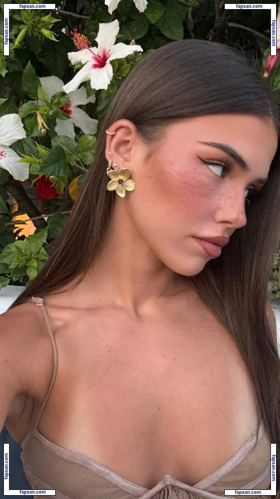 Leah Halton nude photo #0608 from OnlyFans