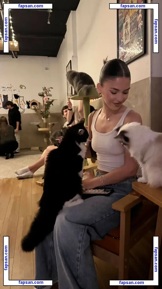 Leah Halton nude photo #0634 from OnlyFans