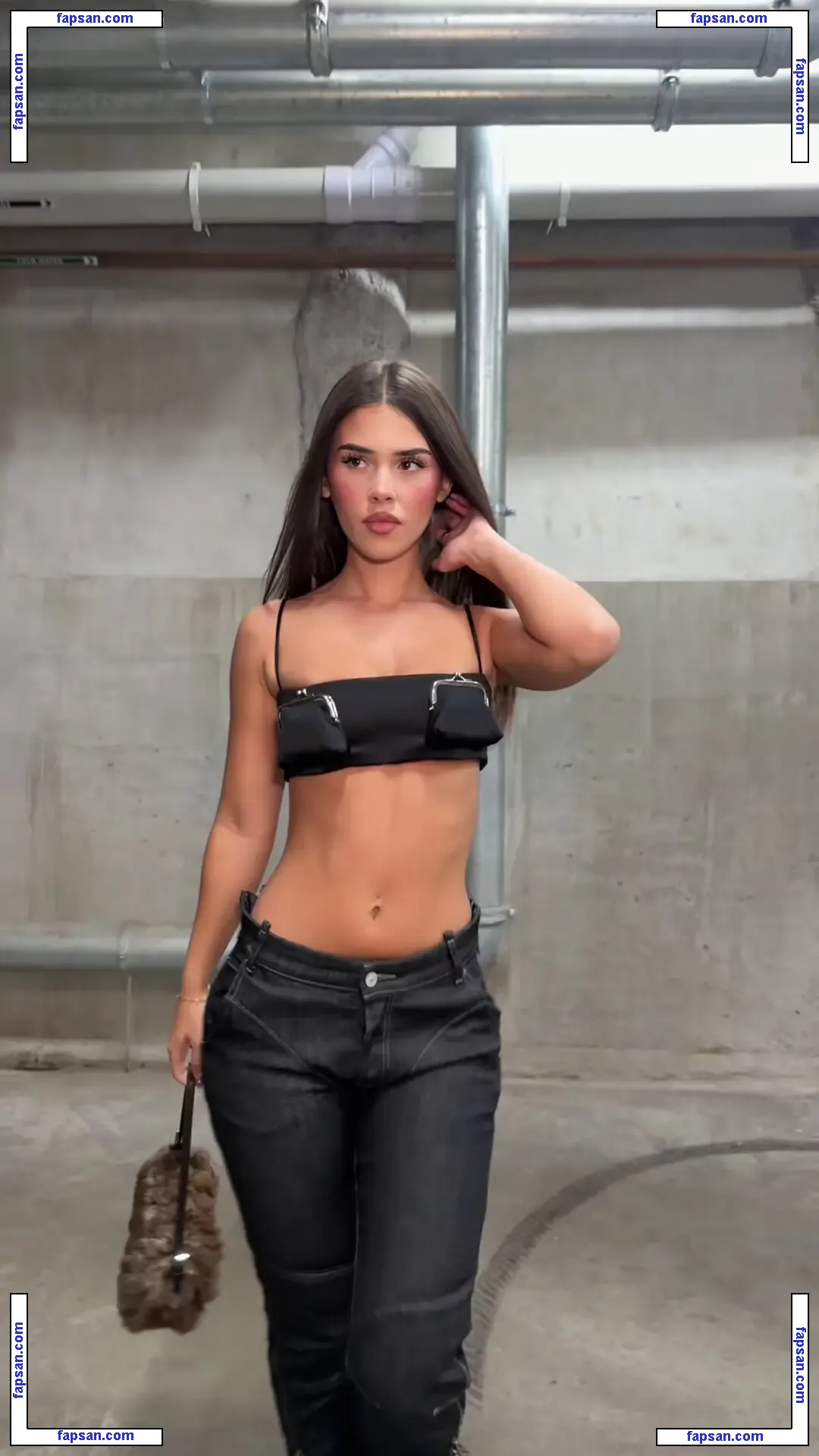 Leah Halton nude photo #0667 from OnlyFans