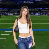 Leah Halton nude #0393