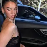 Leah Halton голая #0442