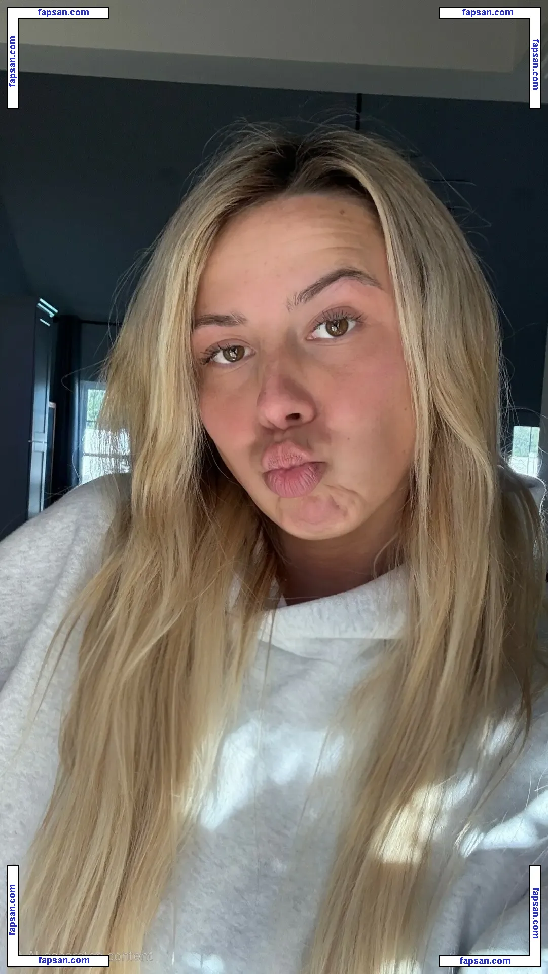 Leah Remini nude photo #0221 from OnlyFans