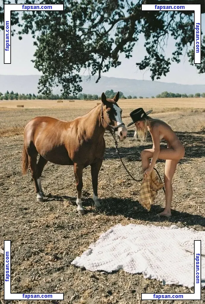 Leah Rose nude photo #0064 from OnlyFans