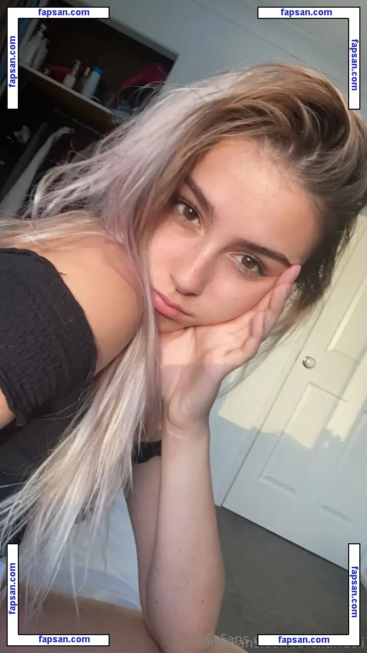 leaherikson nude photo #0015 from OnlyFans