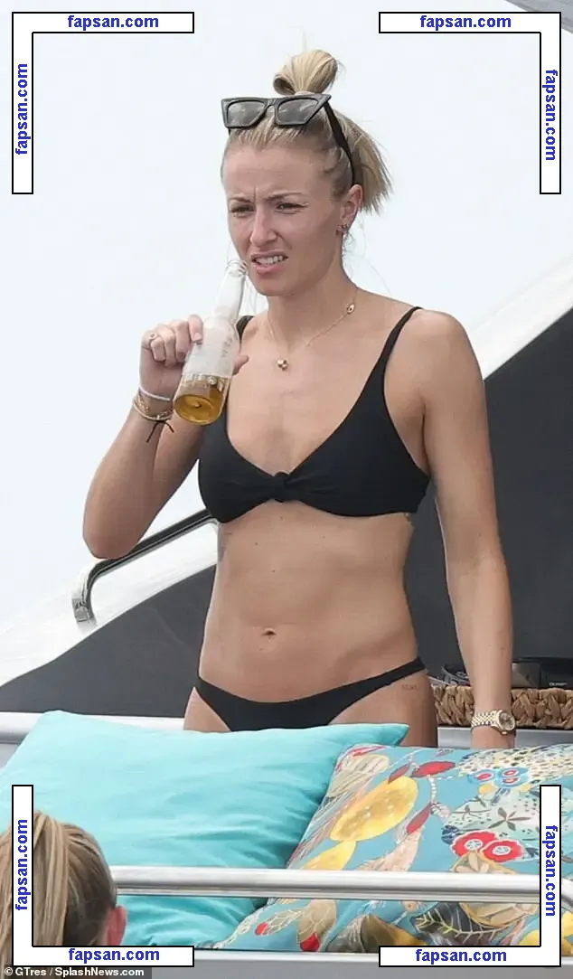 leahwilliamson nude photo #0016 from OnlyFans