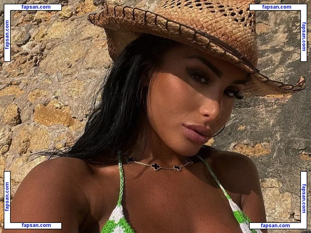 Léana Zaoui nude photo #0006 from OnlyFans