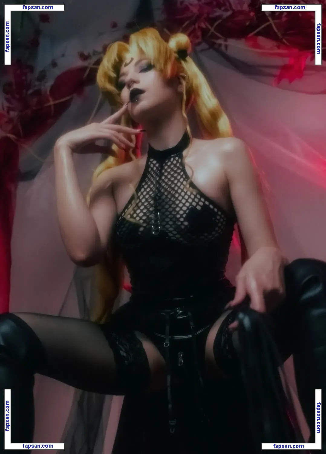 LecteR голая фото #0017 с Онлифанс