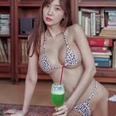 Lee Hae In nude #0035