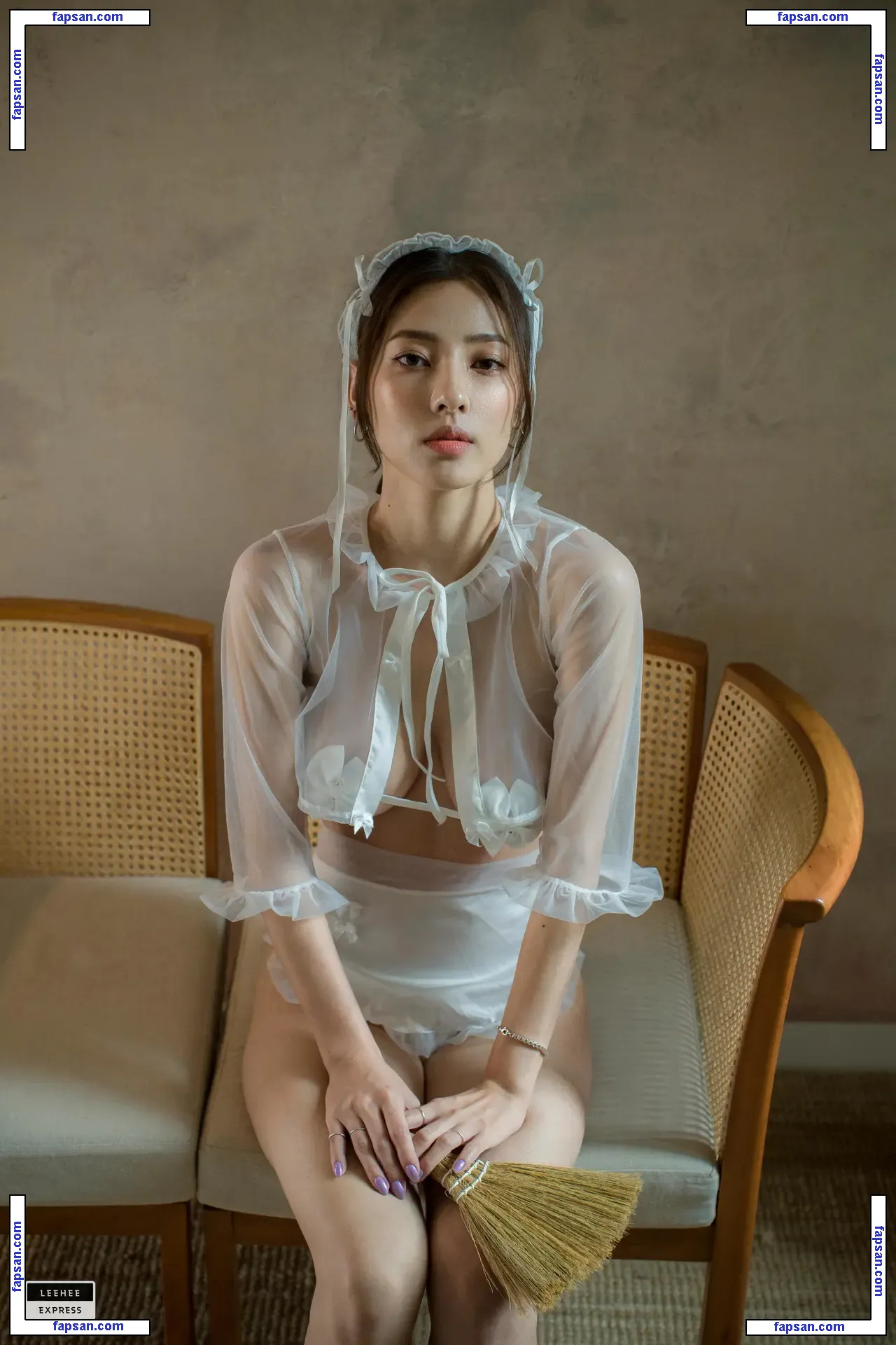Leehee Express nude photo #0108 from OnlyFans