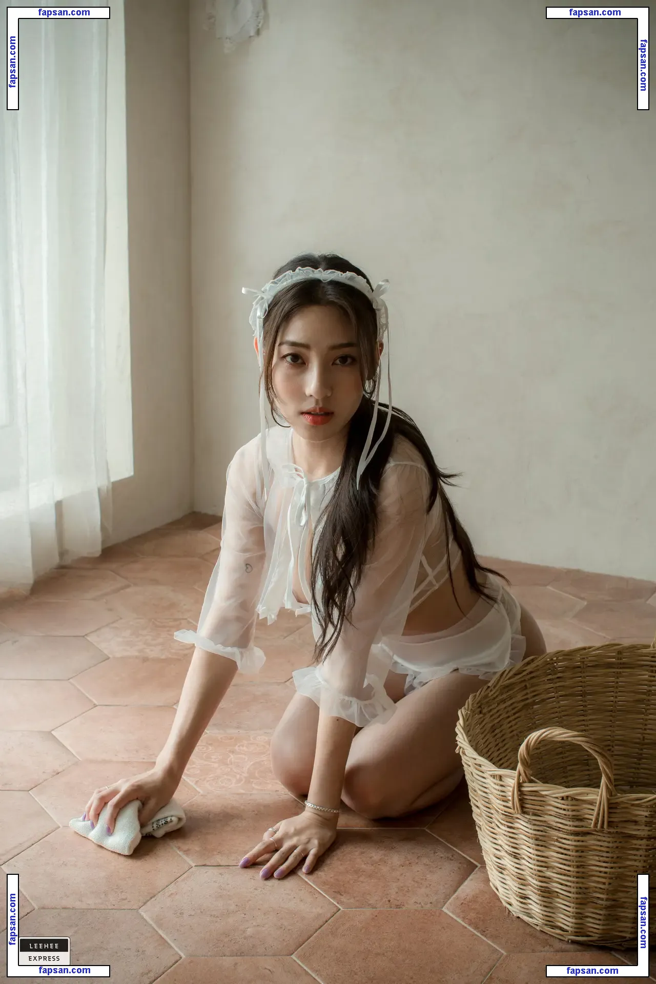 Leehee Express nude photo #0120 from OnlyFans