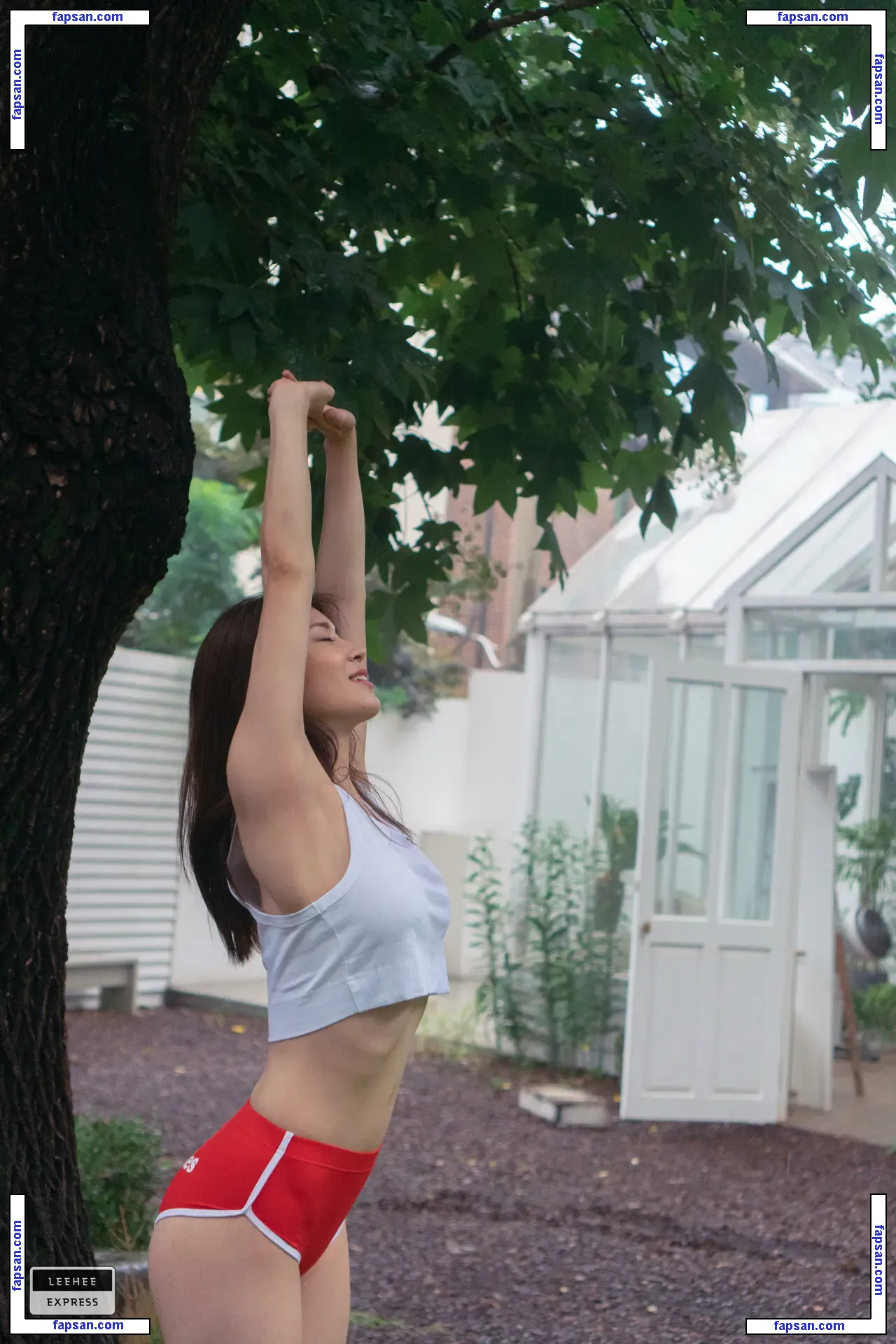 Leehee Express nude photo #1677 from OnlyFans