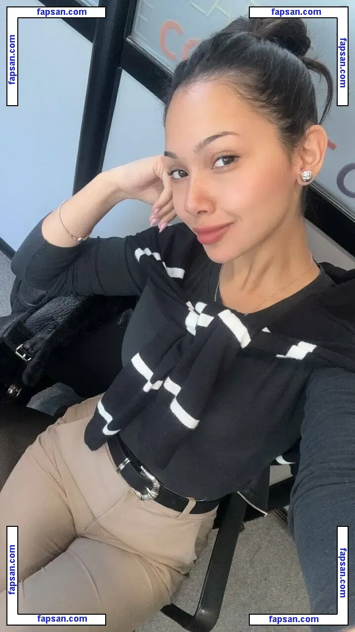 leeiia nude photo #0011 from OnlyFans