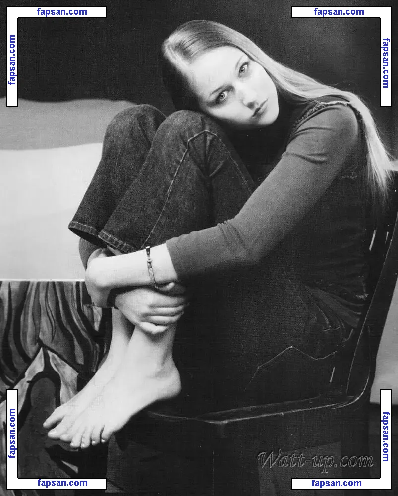 Leelee Sobieski nude photo #0498 from OnlyFans