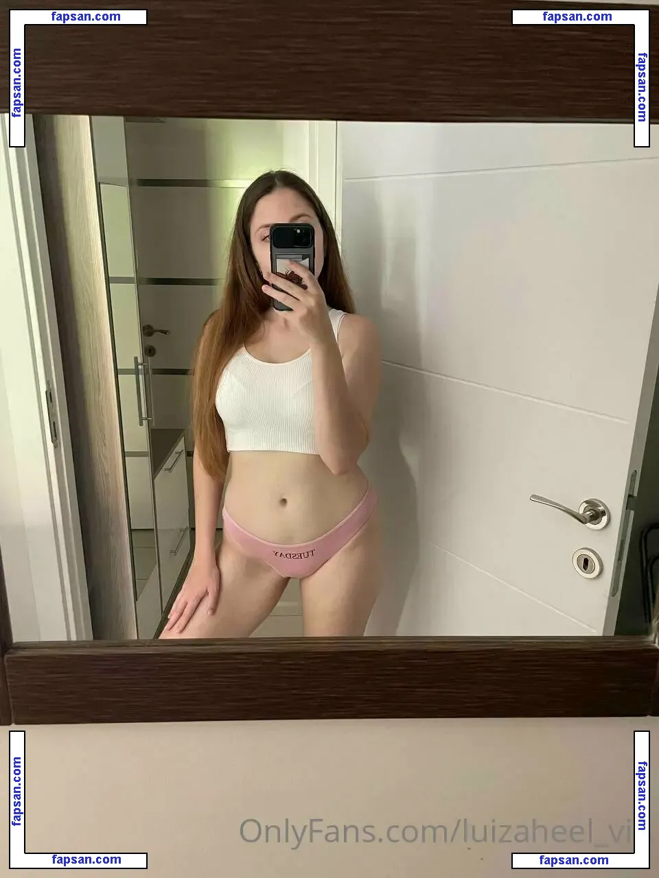 leeloo_lee nude photo #0006 from OnlyFans