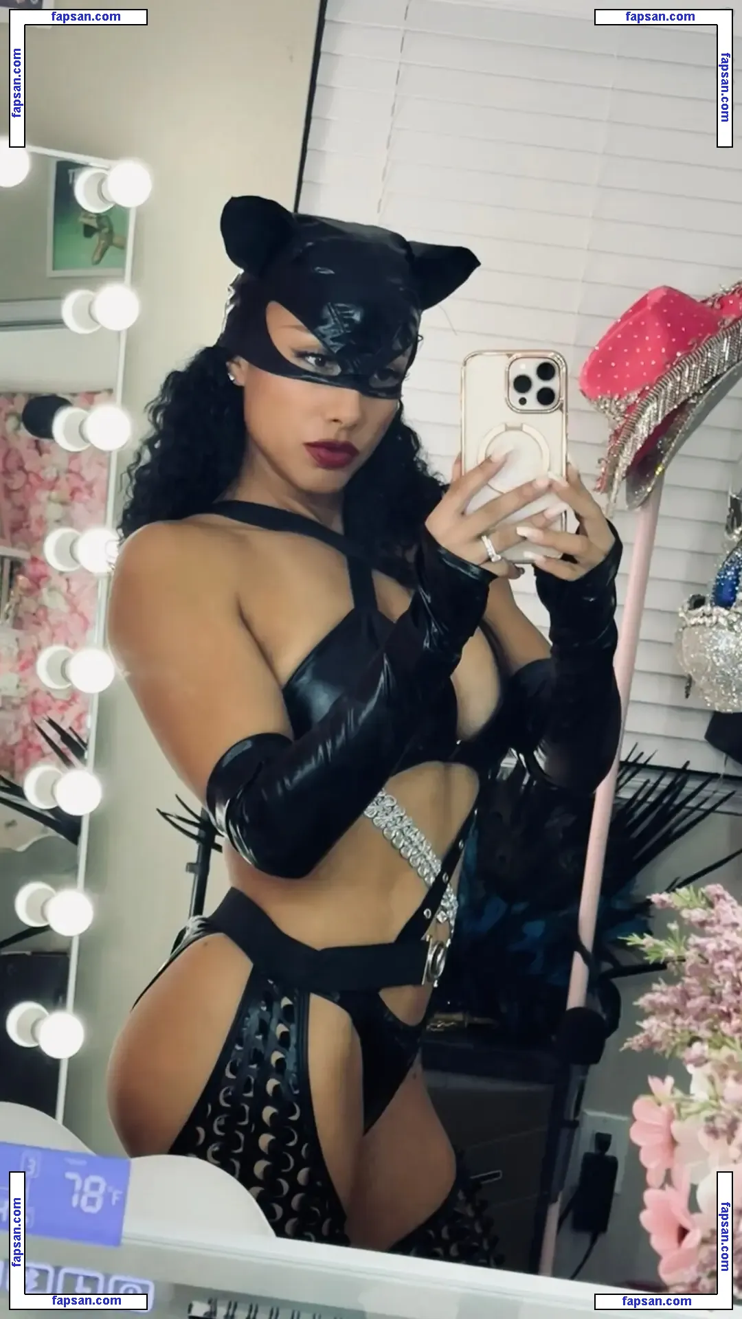 Leila Grey голая фото #0576 с Онлифанс