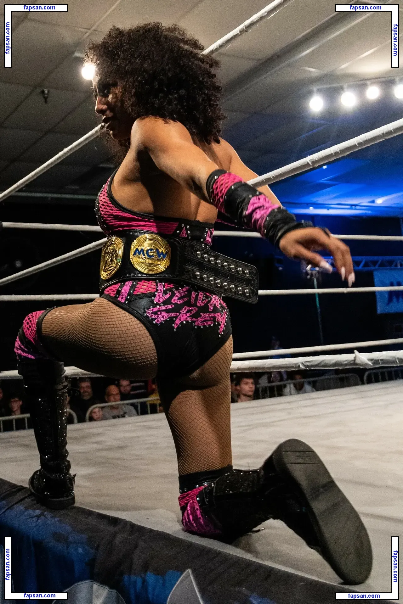 Leila Grey голая фото #0578 с Онлифанс