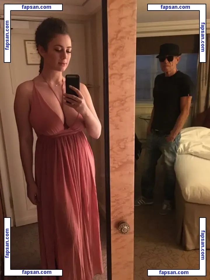 Leila Lowfire nude photo #0205 from OnlyFans