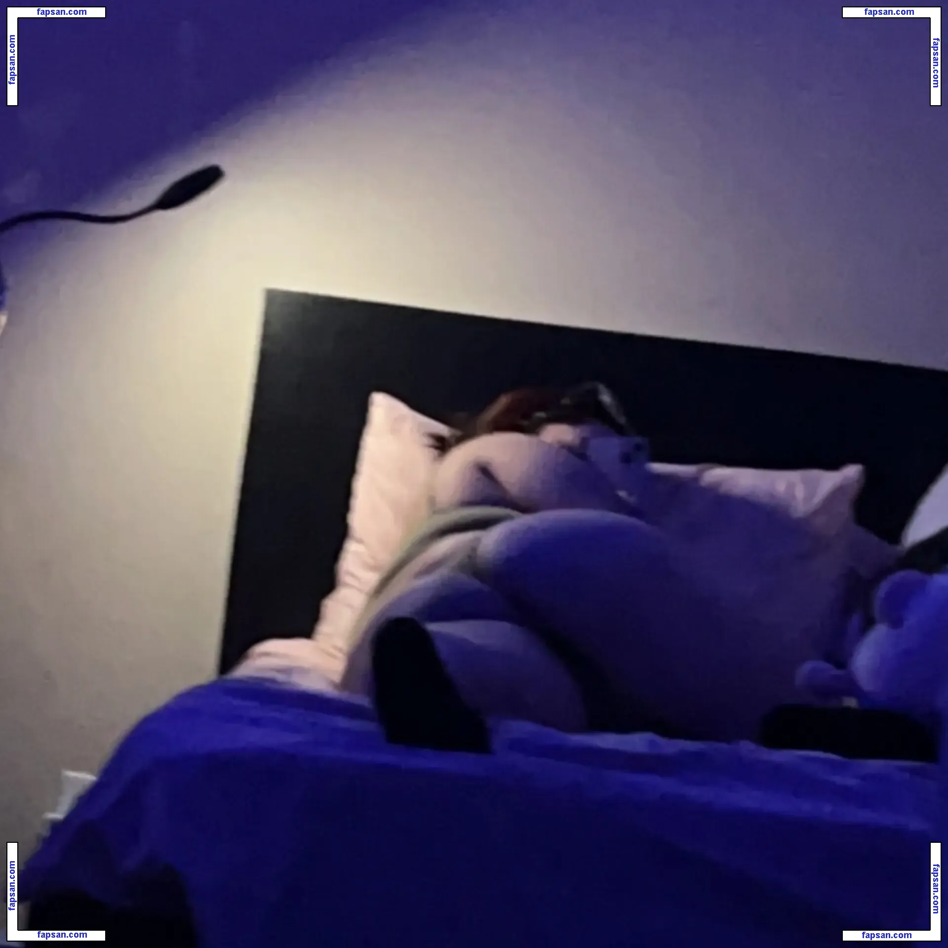 Lelerosie nude photo #0003 from OnlyFans