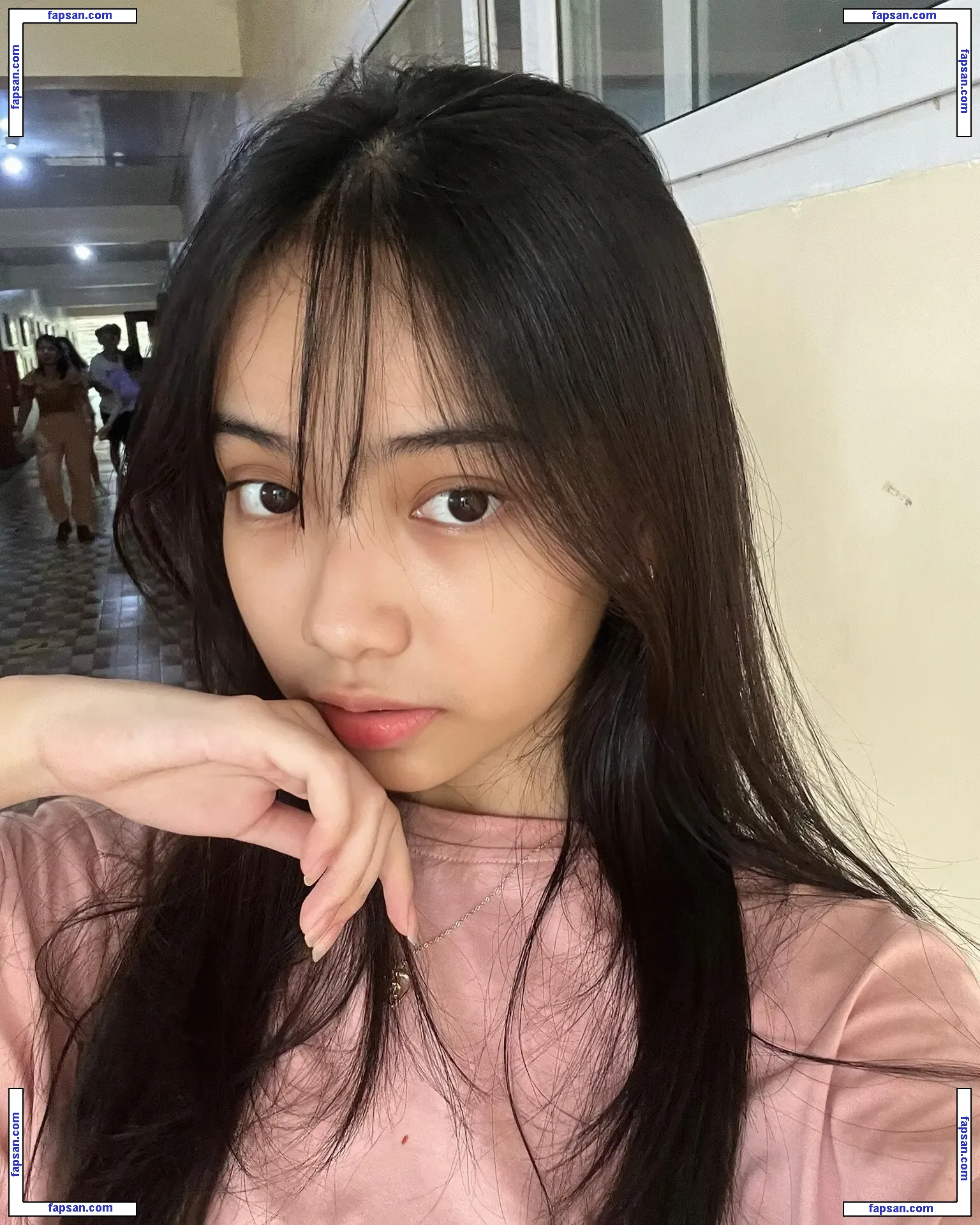 Leleyspam голая фото #0007 с Онлифанс