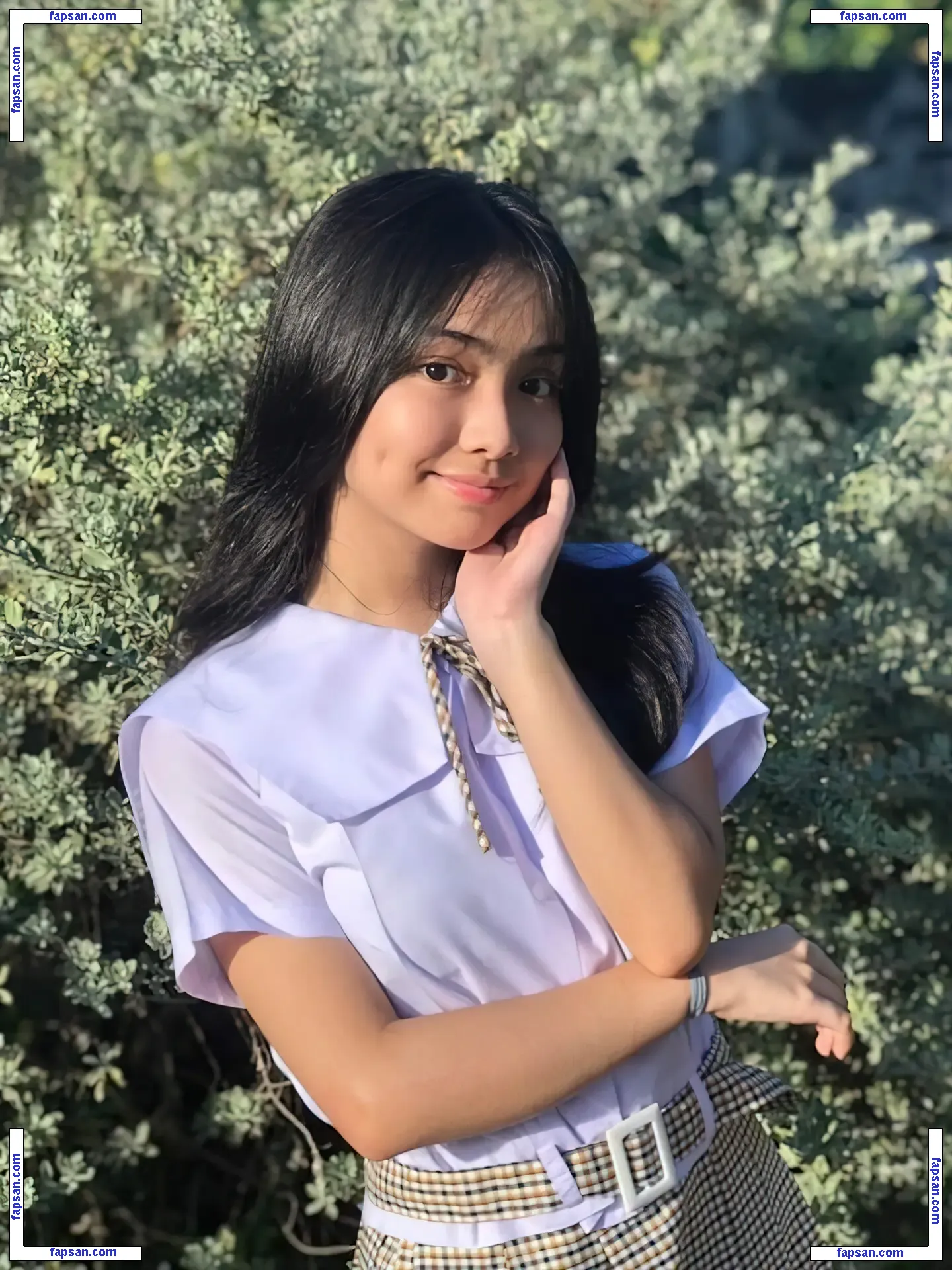 Leleyspam голая фото #0013 с Онлифанс