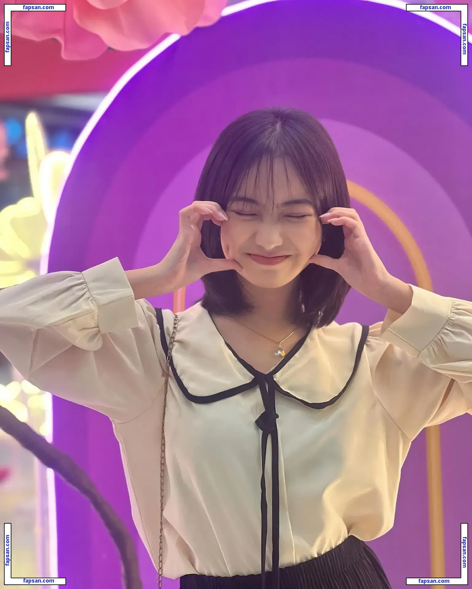 Leleyspam голая фото #0014 с Онлифанс