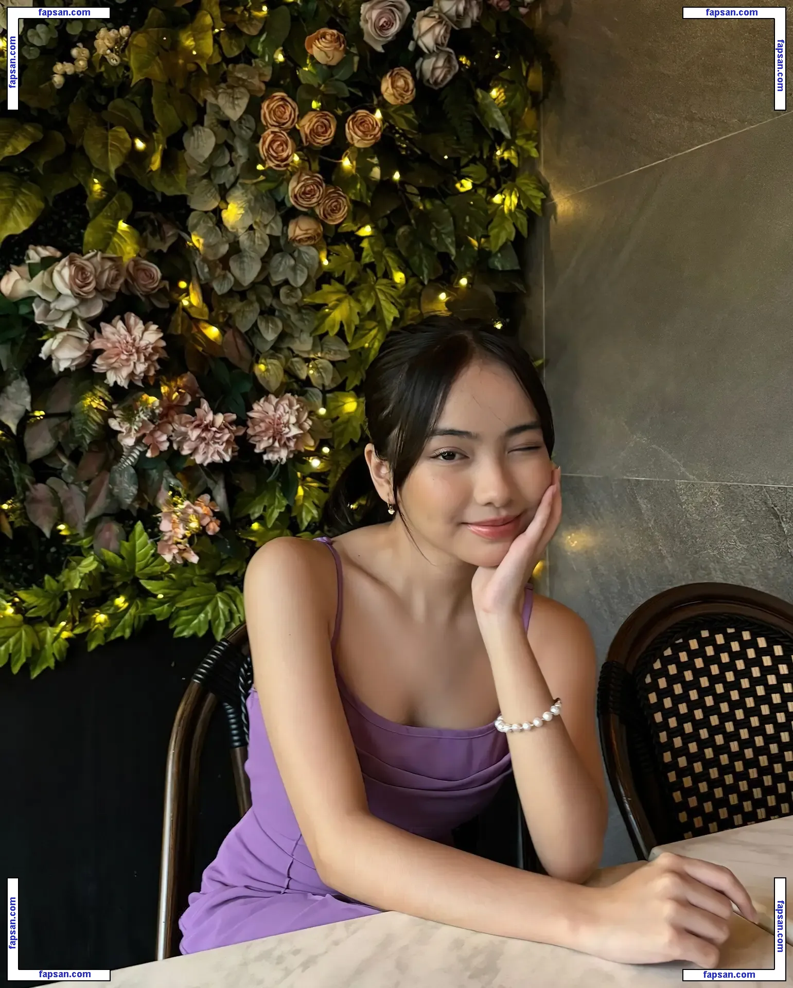 Leleyspam голая фото #0018 с Онлифанс