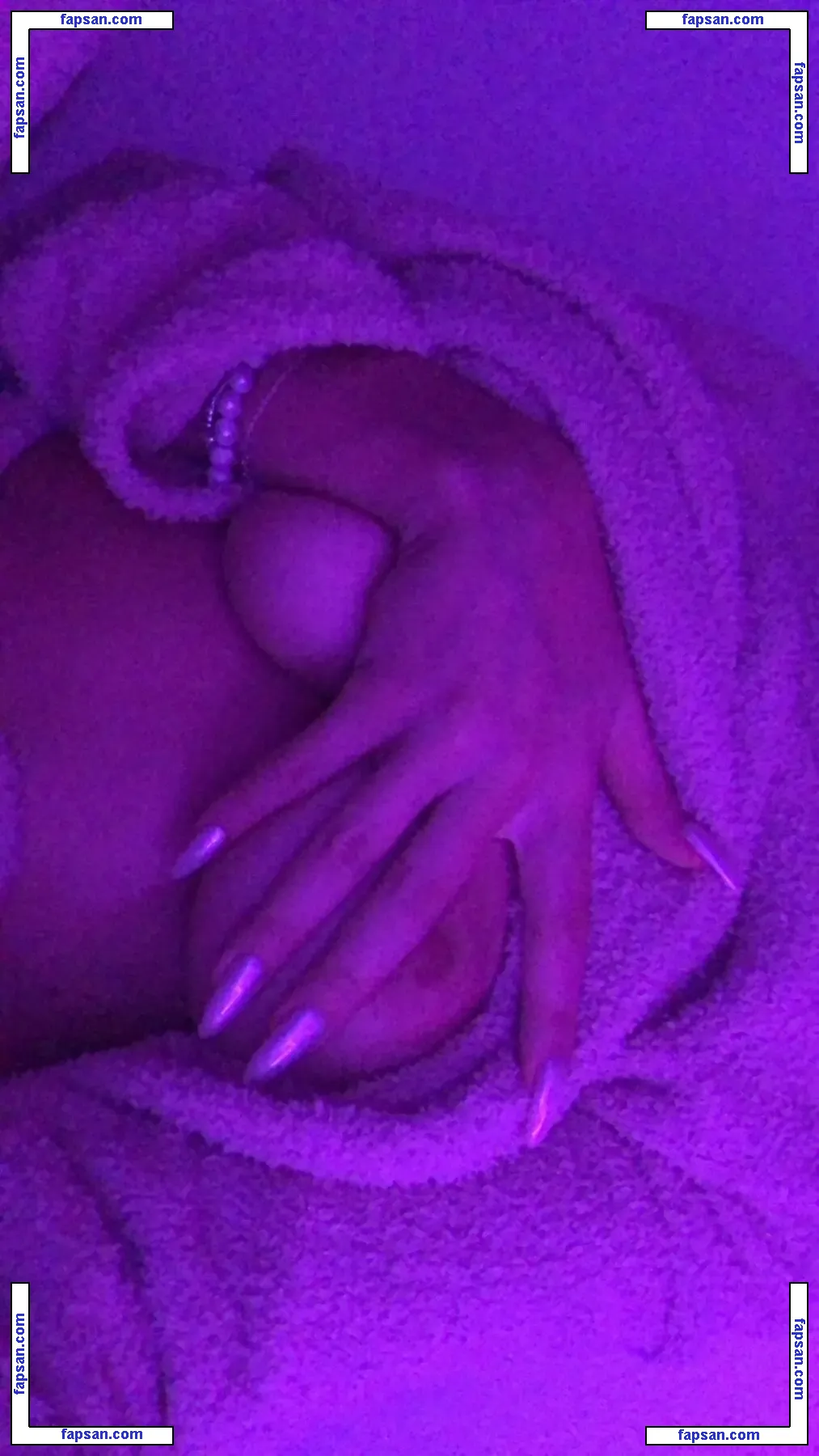 leliloo nude photo #0291 from OnlyFans