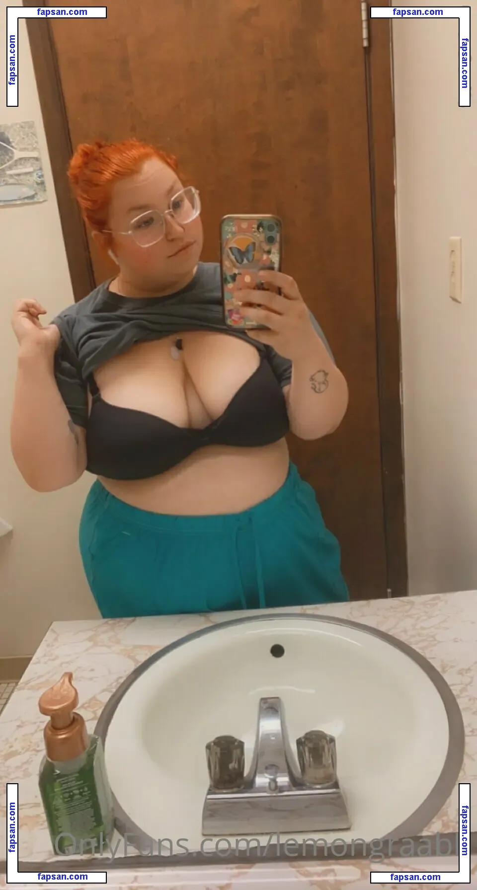 lemongraabb nude photo #0004 from OnlyFans