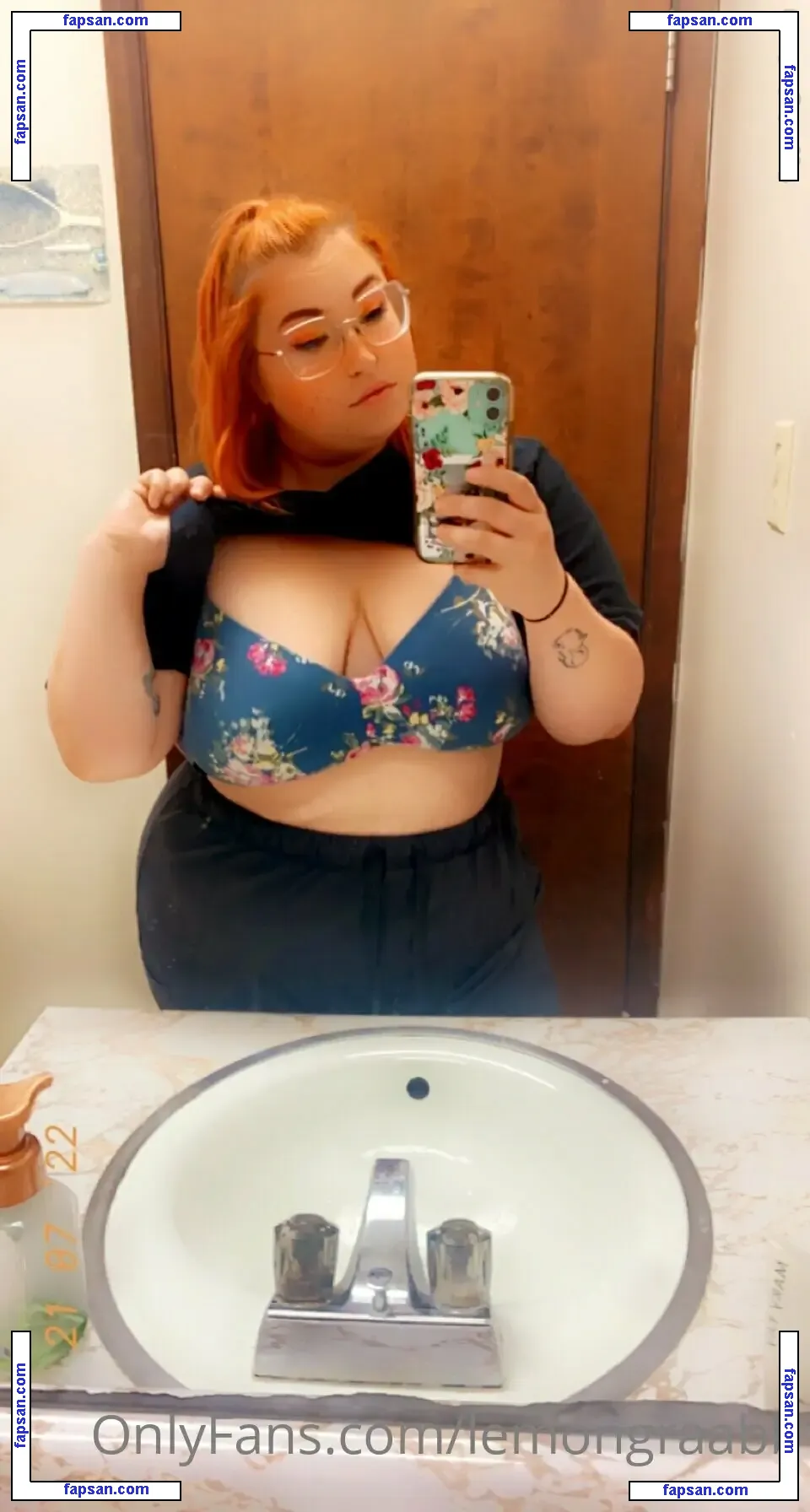 lemongraabb nude photo #0012 from OnlyFans