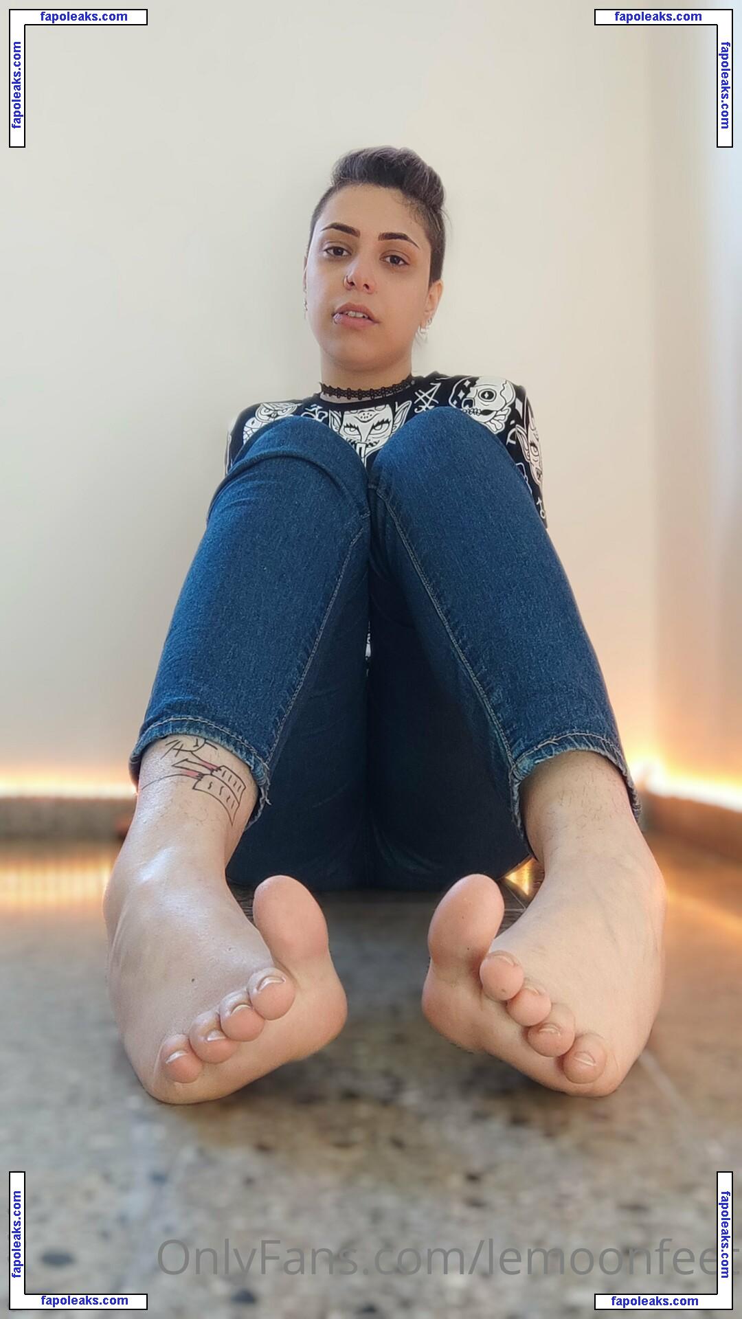 lemoonfeet / notmenotanymore nude photo #0012 from OnlyFans
