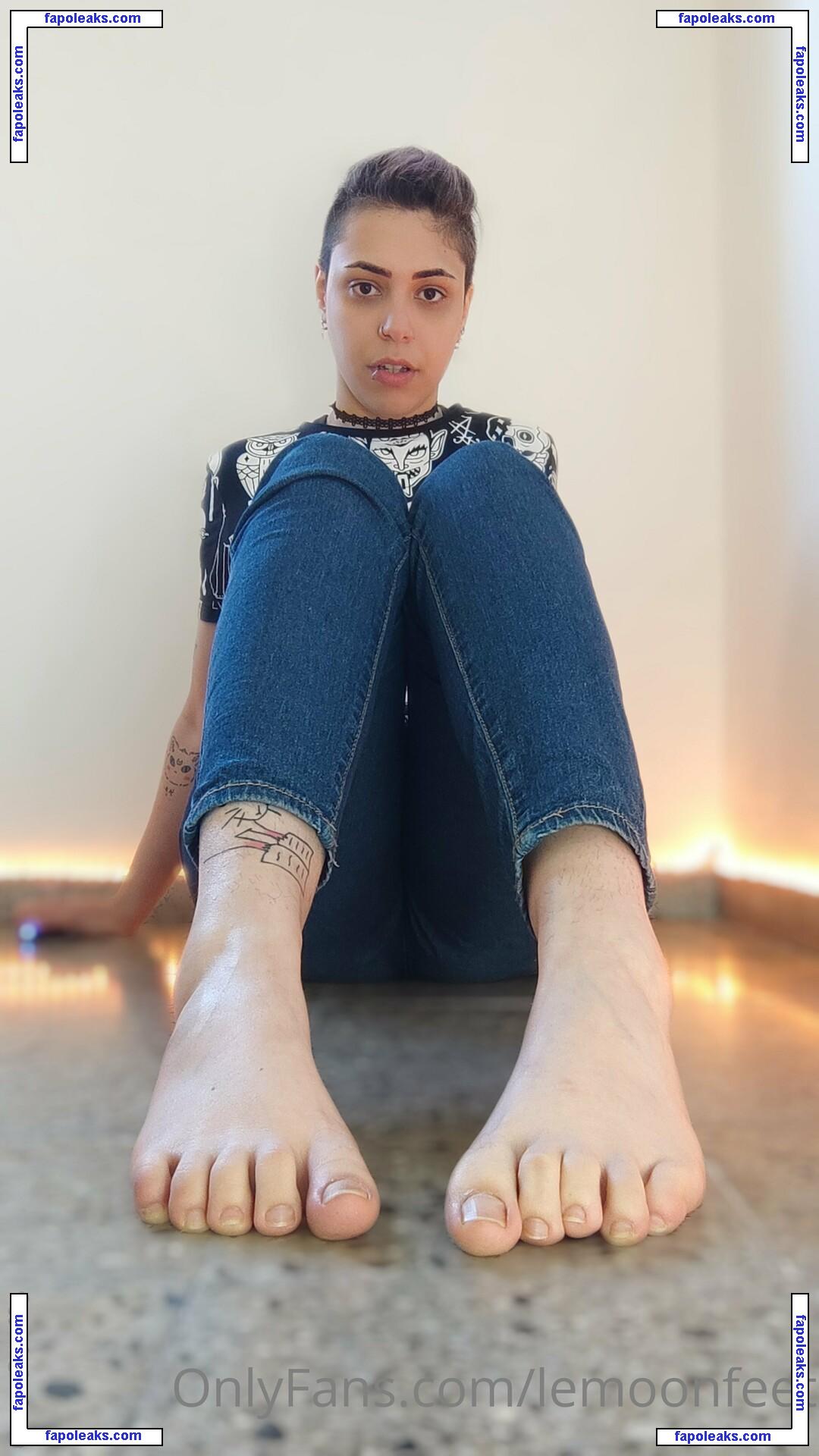 lemoonfeet / notmenotanymore nude photo #0021 from OnlyFans