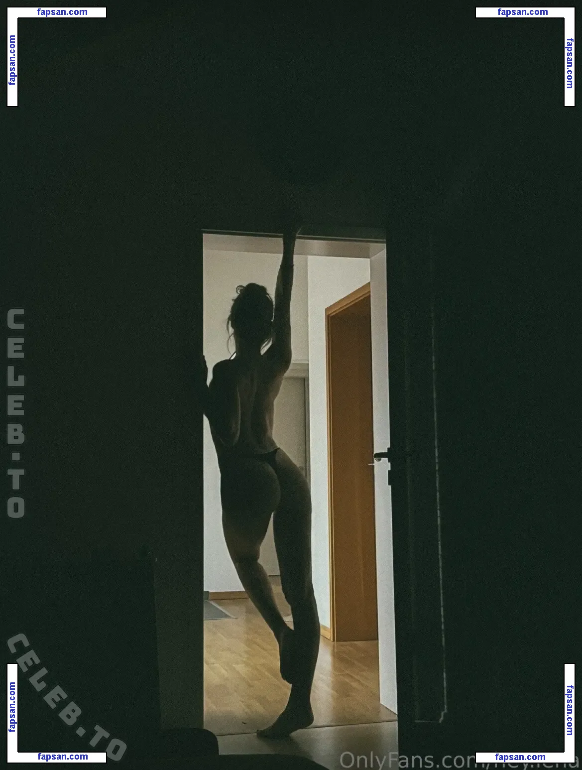 Lena Schwender голая фото #0044 с Онлифанс