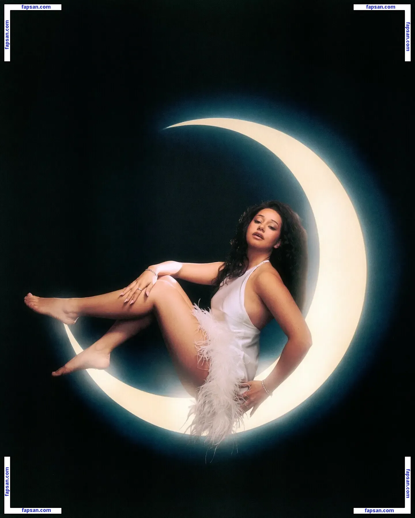 Lena Situations nude photo #0359 from OnlyFans