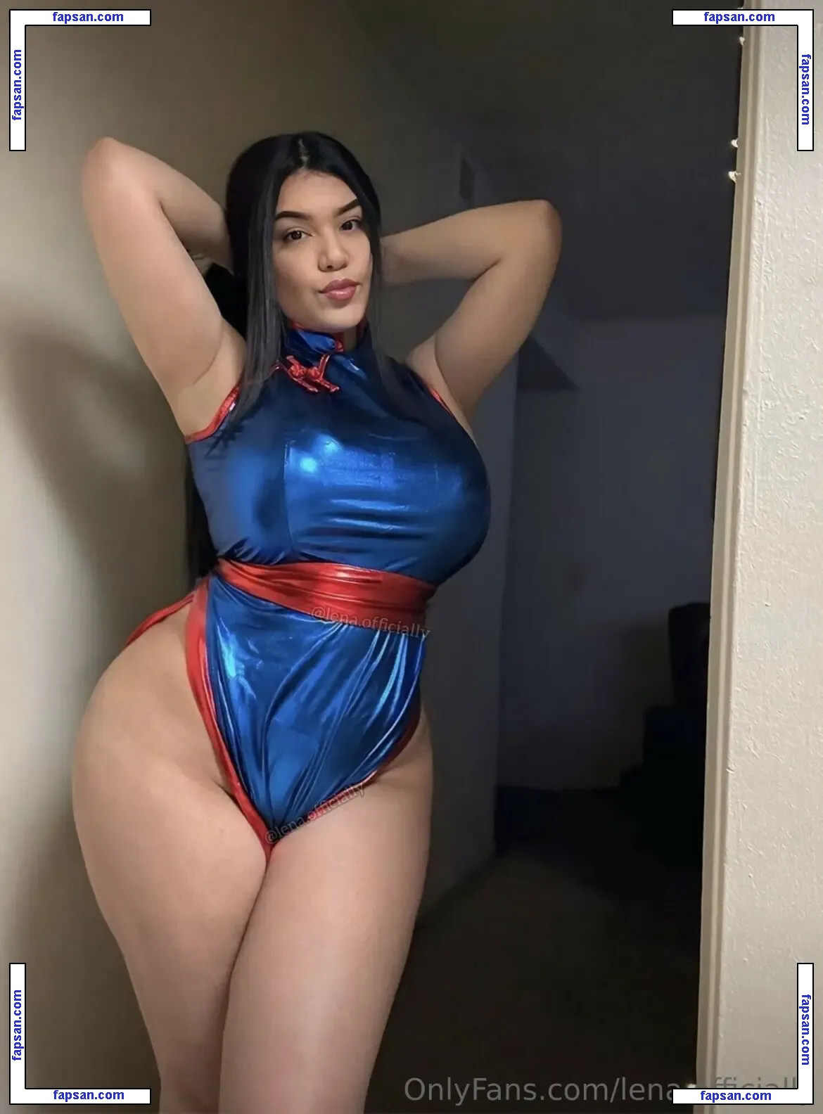 Lena Vera голая фото #0020 с Онлифанс