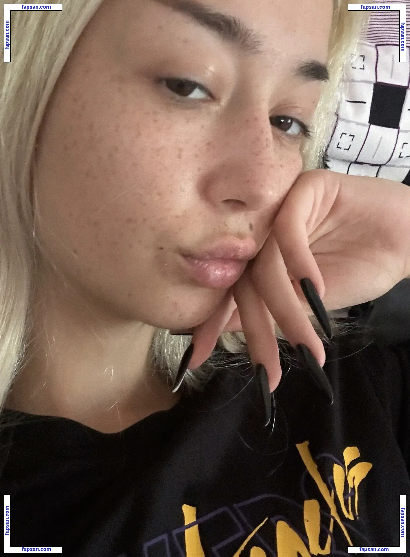 lenalovesux голая фото #0003 с Онлифанс