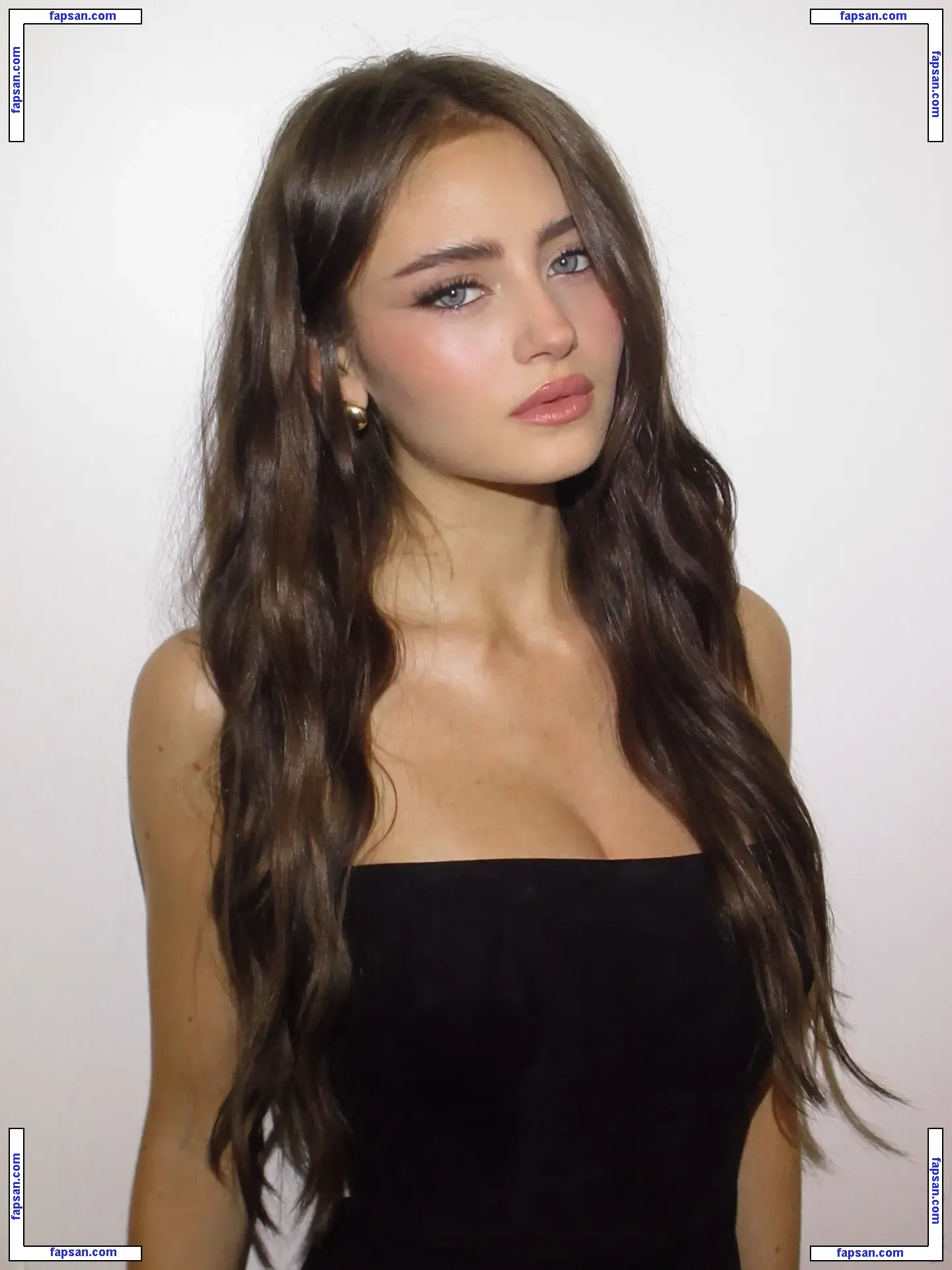 Leni Klum nude photo #2291 from OnlyFans