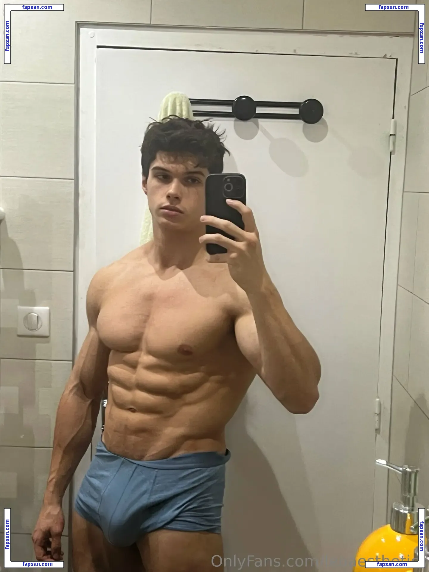 leoaesthetics nude photo #0015 from OnlyFans