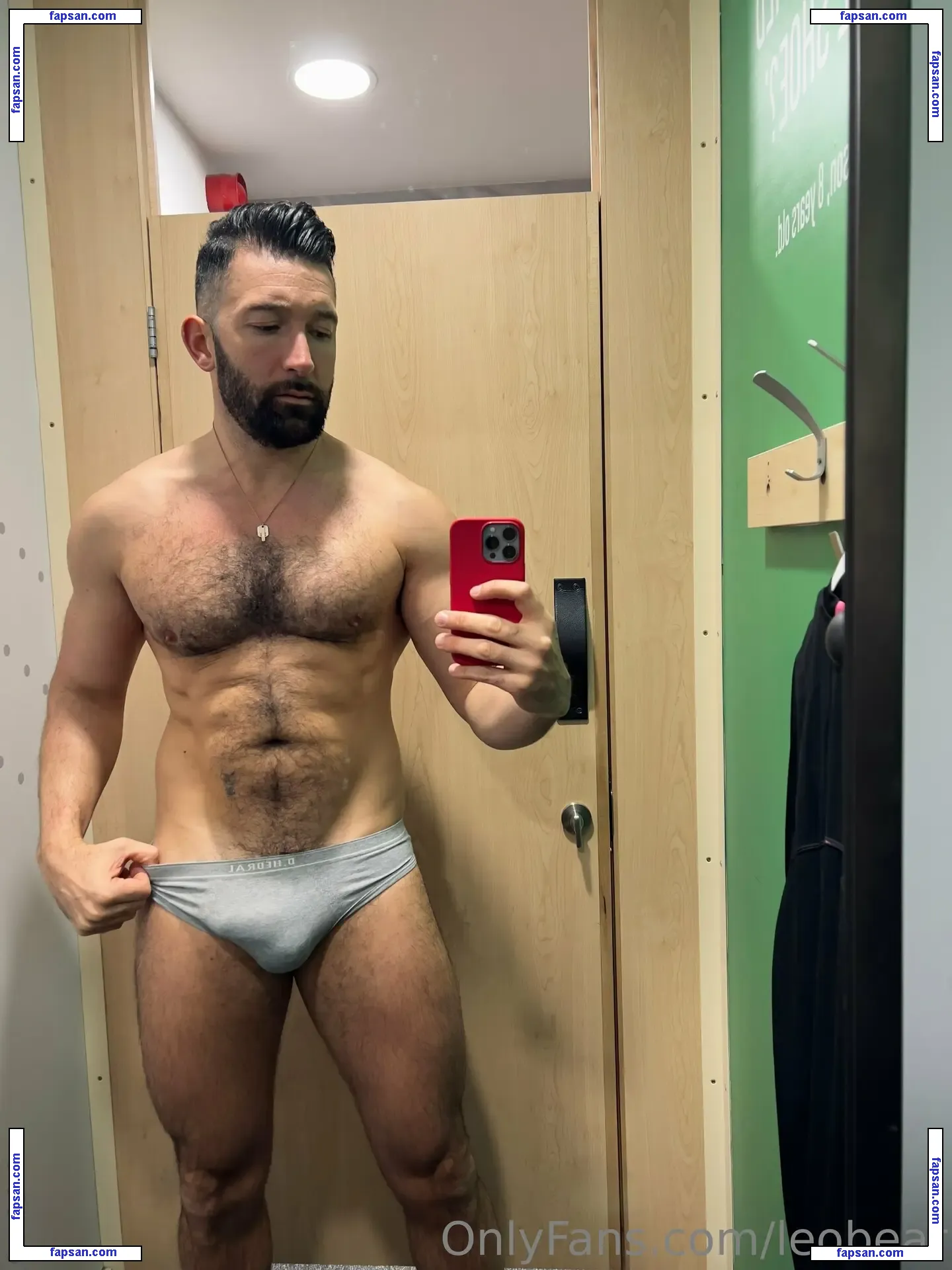 leobear nude photo #0020 from OnlyFans