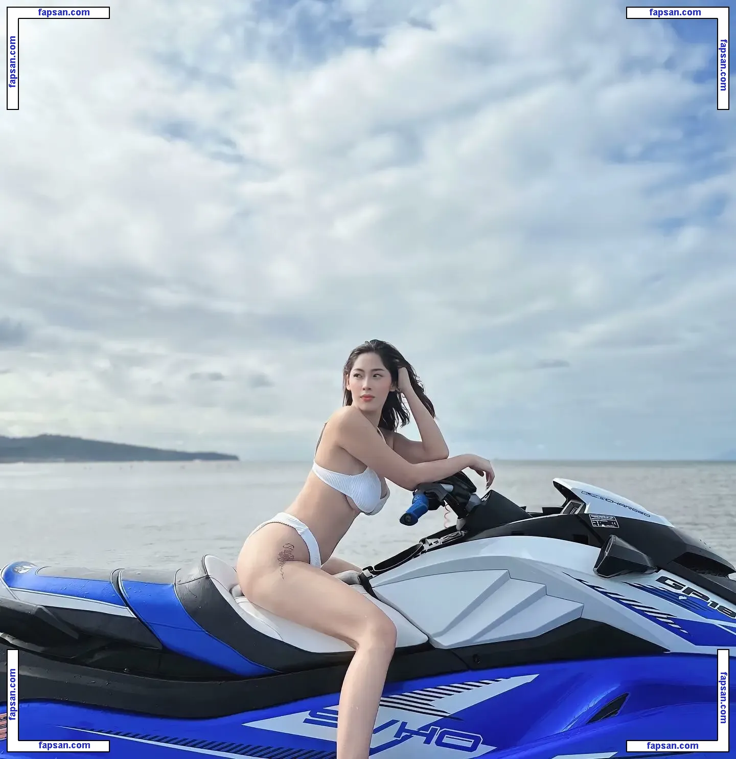 Leonajie Almario nude photo #0004 from OnlyFans