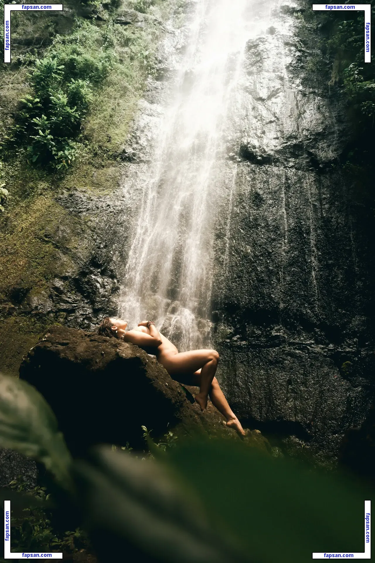 Leonie Buchegger nude photo #0018 from OnlyFans