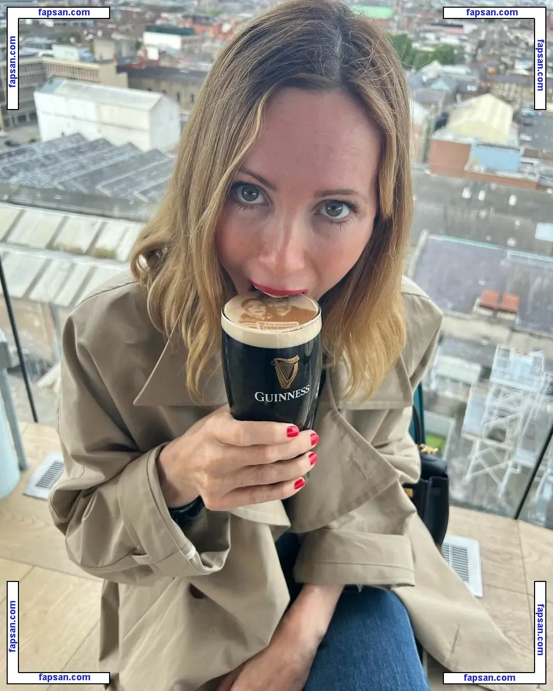 Leslie Mann nude photo #0143 from OnlyFans