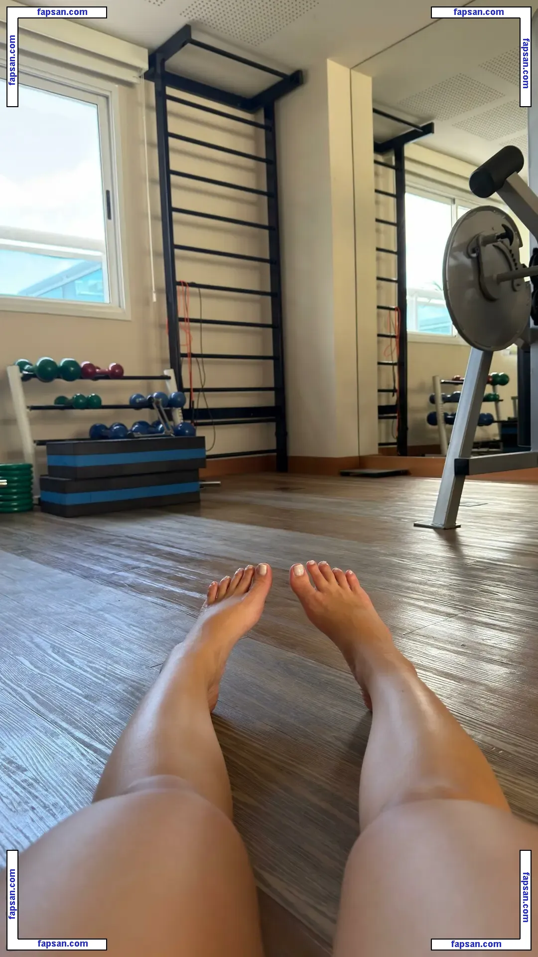 Leticia Braga голая фото #0003 с Онлифанс